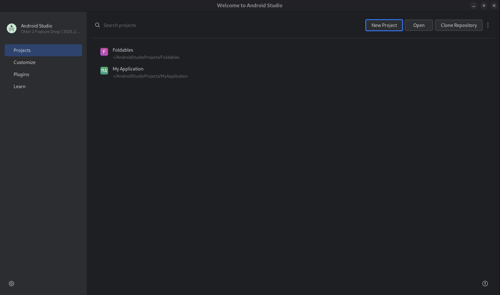 Màn hình Welcome to Android Studio (Chào mừng bạn đến với Android Studio) có các nút New Project (Dự án mới), Open (Mở) và Clone Repository (Sao chép kho lưu trữ).